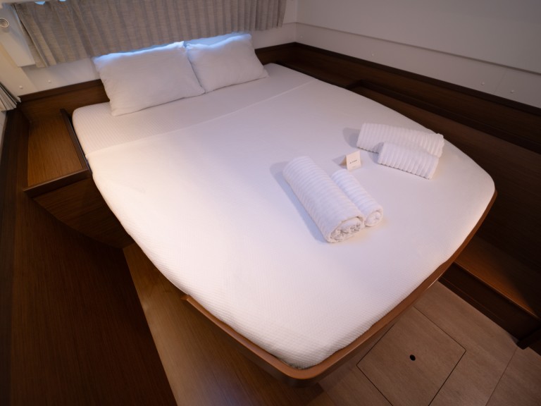 Charter a Lagoon Lagoon 42 in Fethiye on Samboat