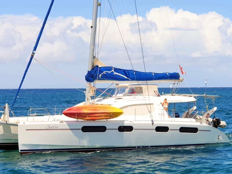 Yacht hire Caribbean cheap Sara