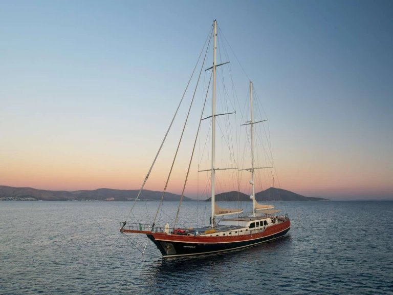 Charter a Custom built - Bodrum LA BELLA VITA (ex CARPE DIEM IV) in Marmaris on Samboat