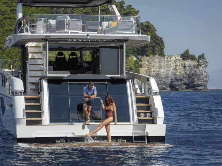 Hire Luxury Yacht with or without skipper Absolute Beaulieu-sur-Mer