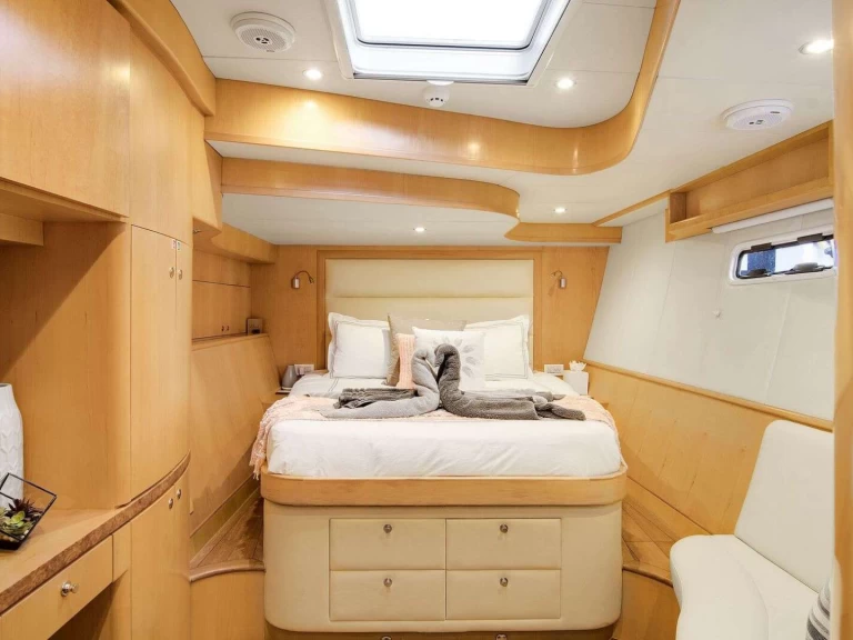 Yacht charter Nassau - PROUT BLUE GRYPHON on SamBoat