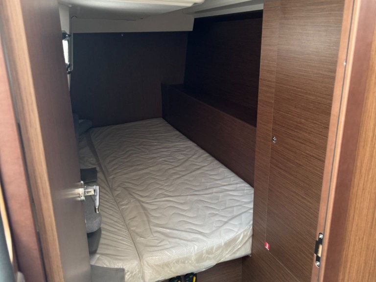 Yacht hire Ajaccio cheap OCEANIS 37.1 OCEANIS 37.1