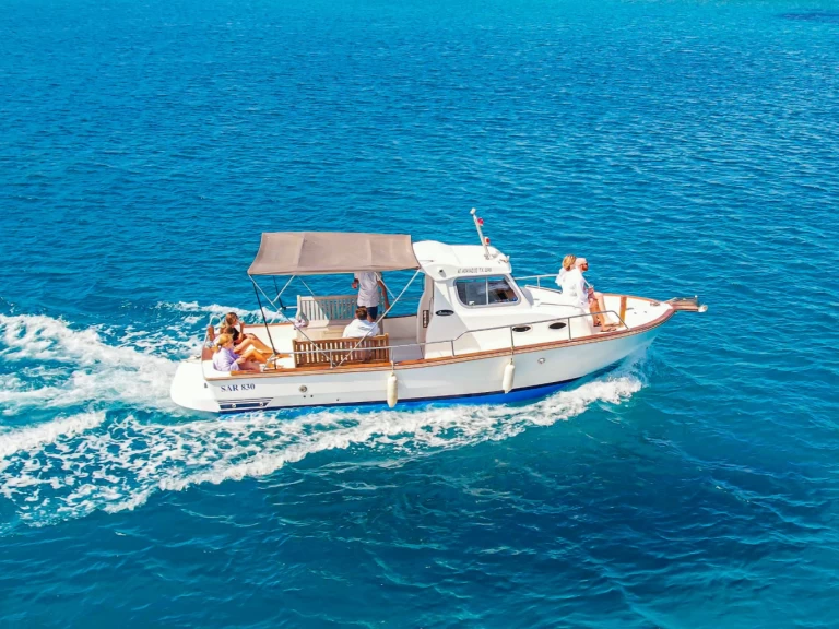 Yacht charter Marathi - Saronic Boats  Saronic 830 on SamBoat