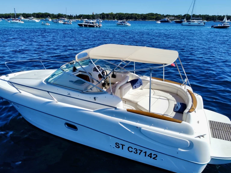 Yacht charter Cannes - Jeanneau Leader 805 on SamBoat