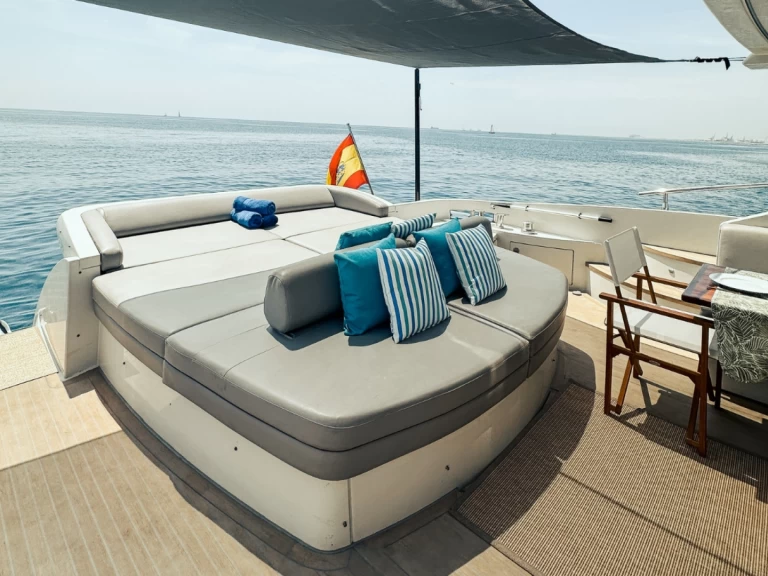 Luxury Yacht to hire Palma de Mallorca at the best price