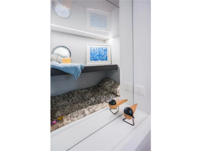 Charter a Campi Campi 300 in Drachten on Samboat