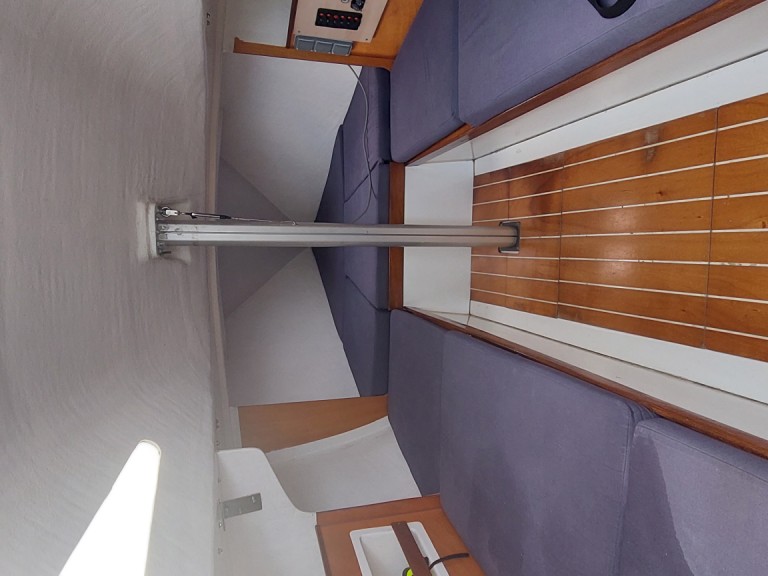 Yacht hire Baiona cheap Yatlant 24
