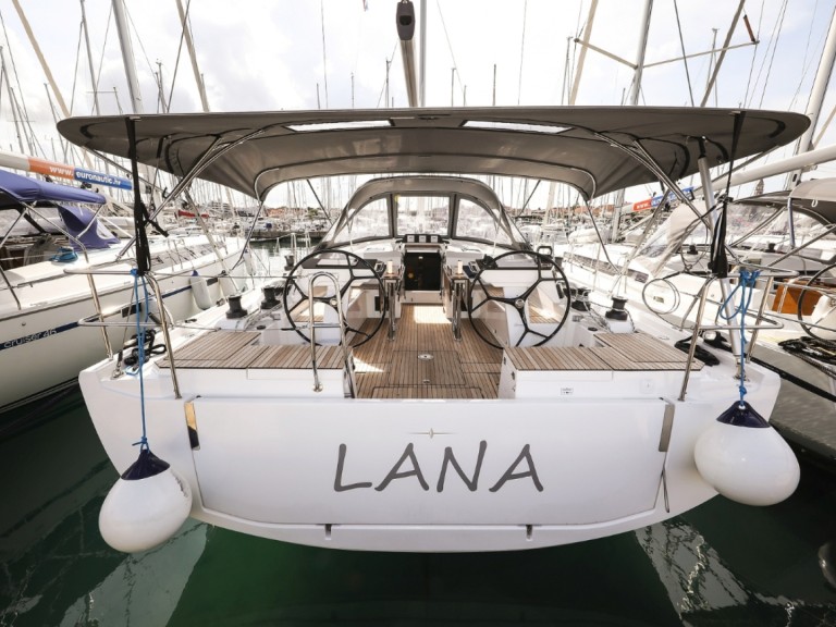 Sailboat hire in Biograd na Moru - Bavaria Bavaria C46