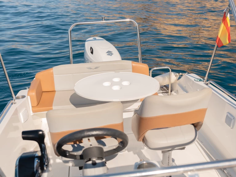 Bénéteau Flyer 6 SUNdeck charter bareboat or skippered in  Altea