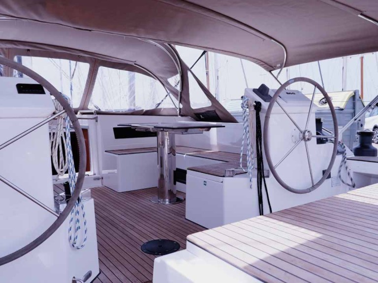 Sailboat to hire Palma de Mallorca at the best price