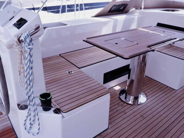 Yacht charter Palma de Mallorca - Bavaria Bavaria C50 Style on SamBoat