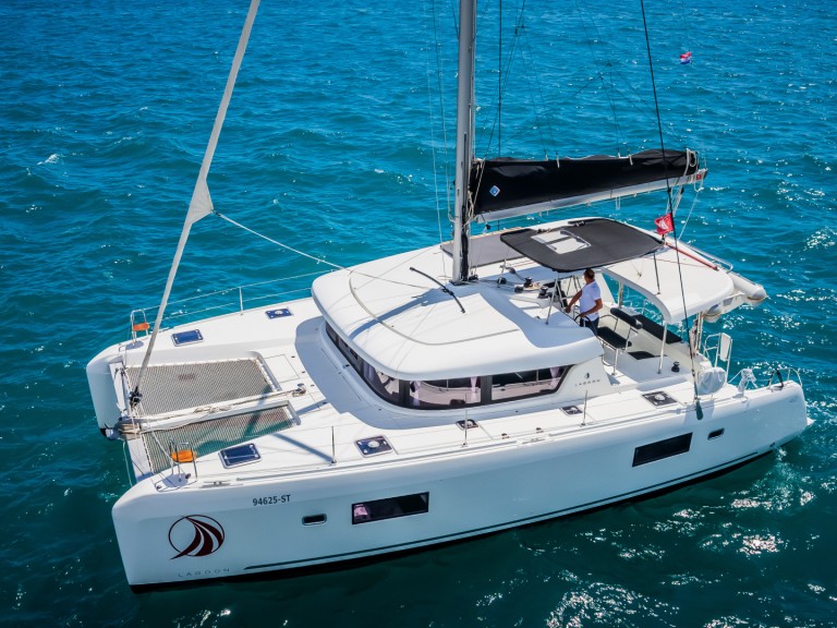 Hire Catamaran with or without skipper Lagoon Seget Donji