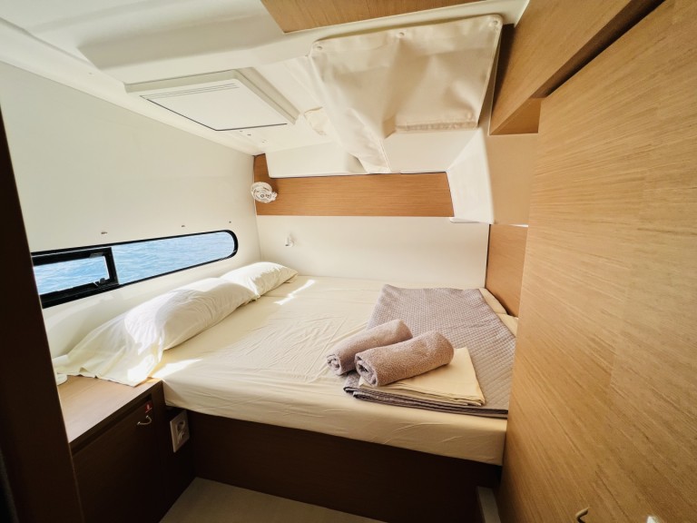 Yacht charter Port d'Andratx - Excess Excess 11 on SamBoat