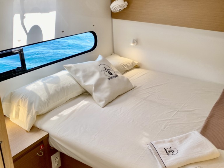 Hire Catamaran with or without skipper Excess Playa de Talamanca