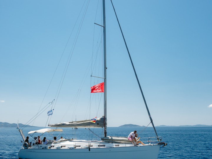 Yacht charter Níkiti - Bénéteau Cyclades 43.4 on SamBoat
