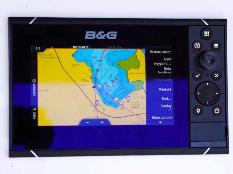 Yacht hire Lefkáda cheap Cruiser 37