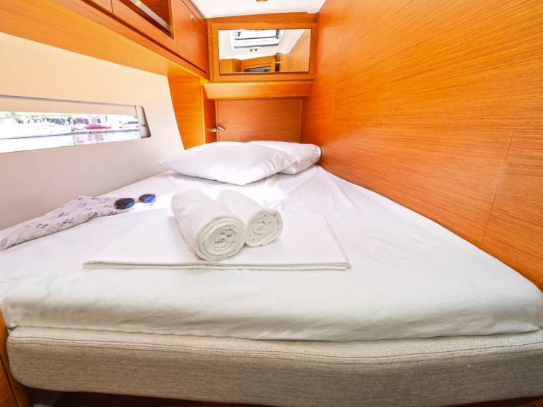 Yacht charter Skradin - Dufour Dufour 470 on SamBoat