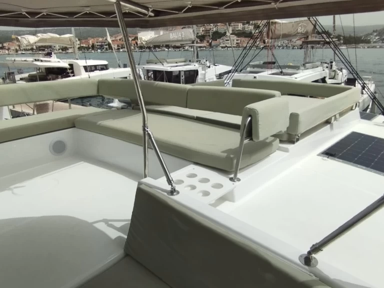 Yacht charter Trogir - Bali Bali 4.4 on SamBoat