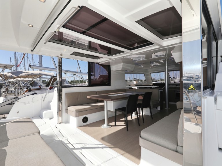 Charter a Bali Bali Catspace Voile in Šibenik on Samboat