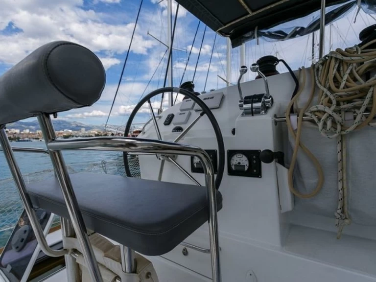 Lagoon Lagoon 400 S2 charter bareboat or skippered in  Kaštela