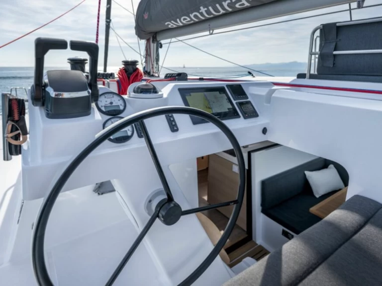 Hire a Aventura Aventura 37 Pirovac