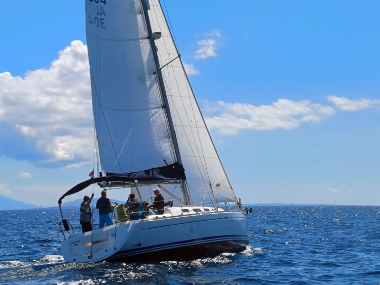 Hire Sailboat Dufour with a boat licence
