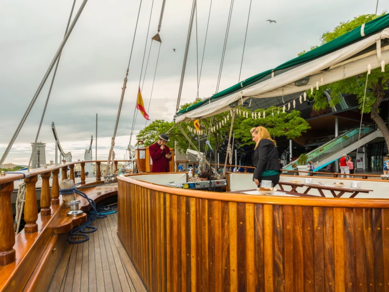 Hire Sailboat with or without skipper Abacus Barcelona