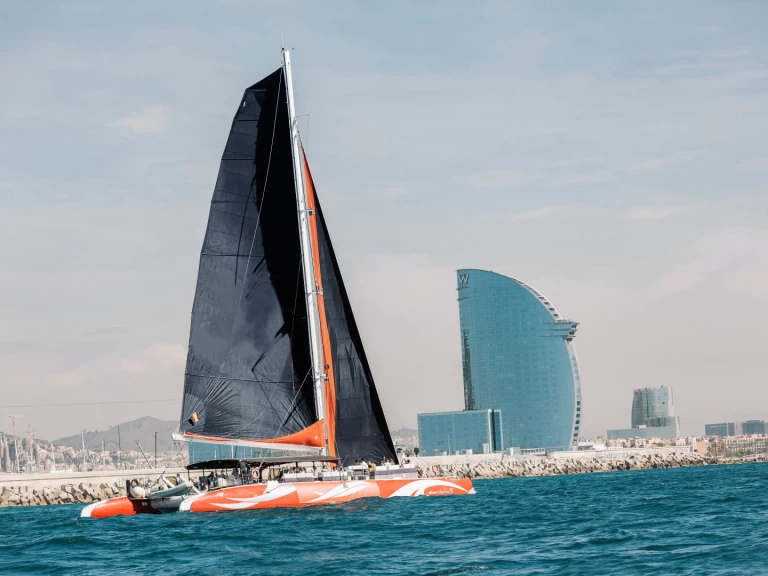 Hire Catamaran Ocean Voyager with a boat licence