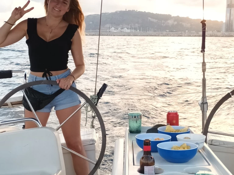Hire Sailboat with or without skipper NAVAL ROO 400 Barcelona