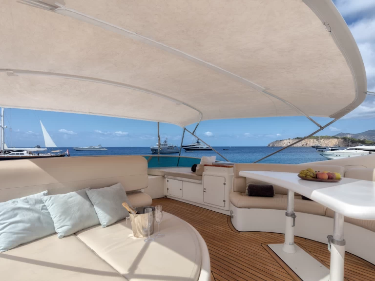 Luxury Yacht hire in Barcelona - Astondoa 72 GLX