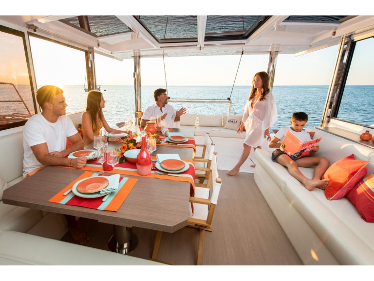 Hire a Bali Catamarans Bali 4.8 (6+1 cab) Alimos
