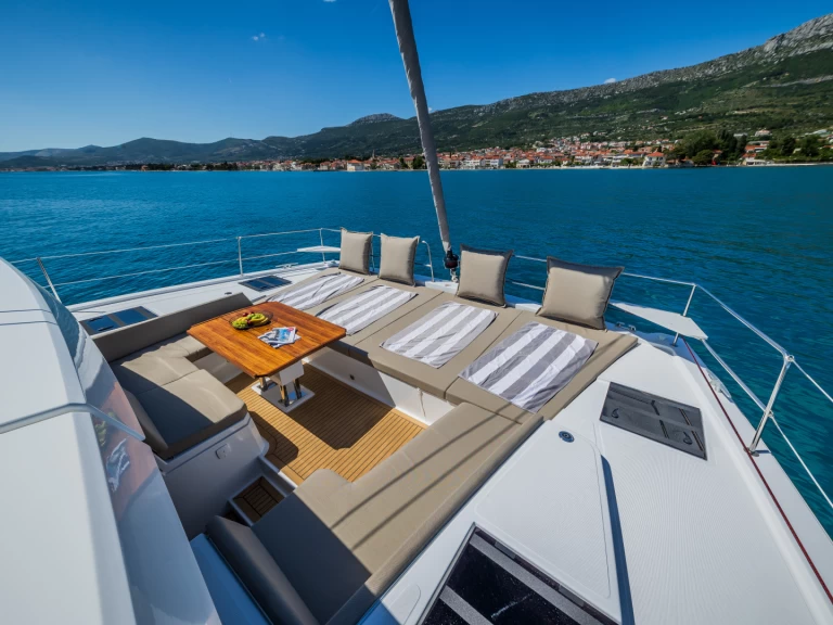 Hire a Bali Bali 4.8 Kaštela