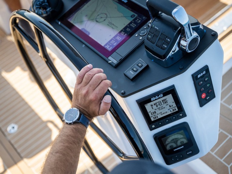 Hire a Bavaria Bavaria C46 Pirovac