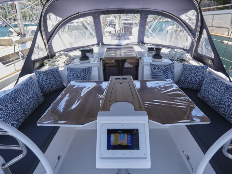 Charter a Bavaria Bavaria C42 in Fethiye on Samboat