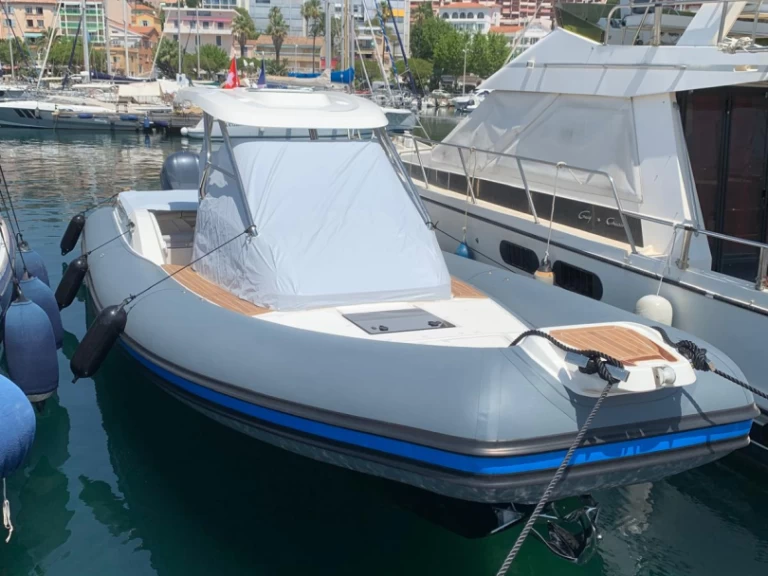 Motorboat hire in Port du Lavandou - Joker Boat clubman 35