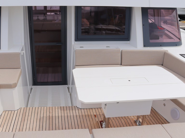 Yacht hire Road Town cheap Bali 4.8