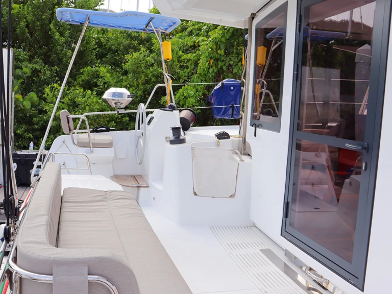 Charter a Bali Bali Catsmart in Road Town on Samboat