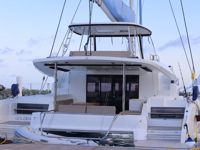 Charter a Lagoon Lagoon 51 in Road Town on Samboat