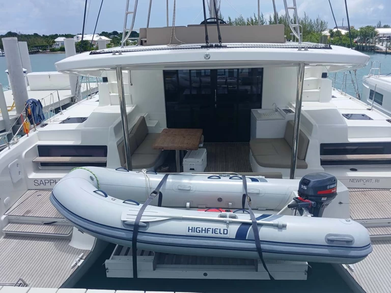 Hire Catamaran with or without skipper Lagoon Marsh Harbour