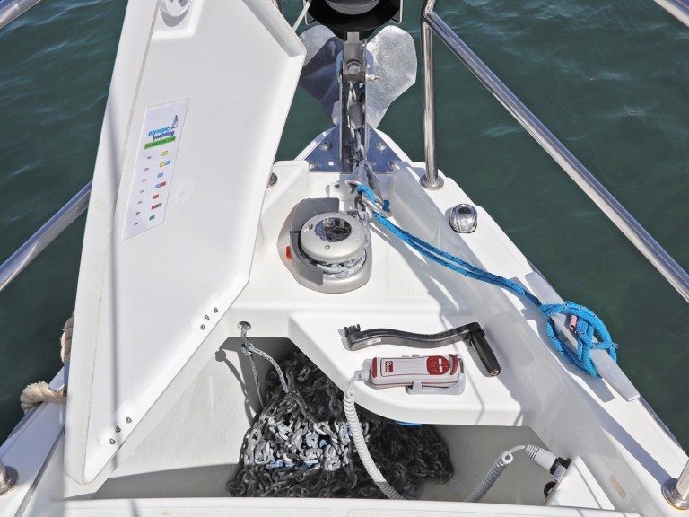 Hire Sailboat with or without skipper Jeanneau Lávrio