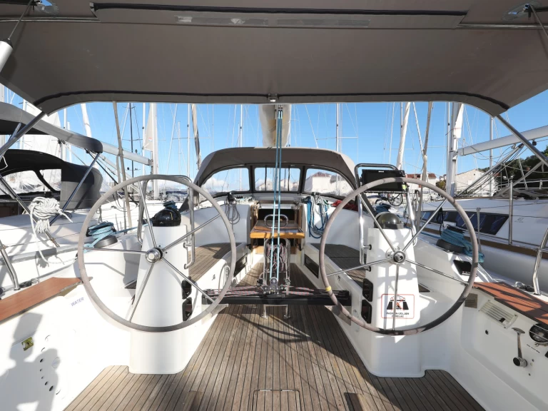 Hire Sailboat with or without skipper Bavaria Trogir