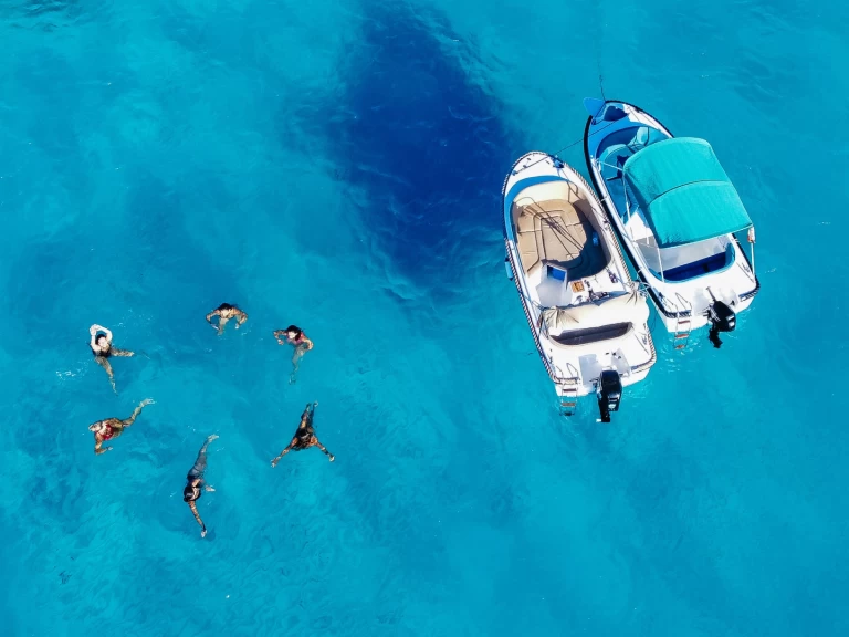 Hire Motorboat with or without skipper Polyester Yacht Ciutadella de Menorca