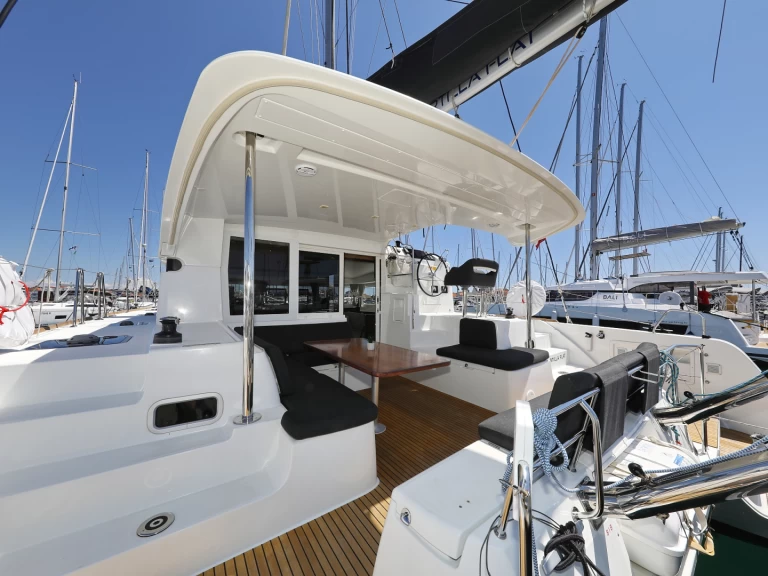 Yacht hire Biograd na Moru cheap Lagoon 40