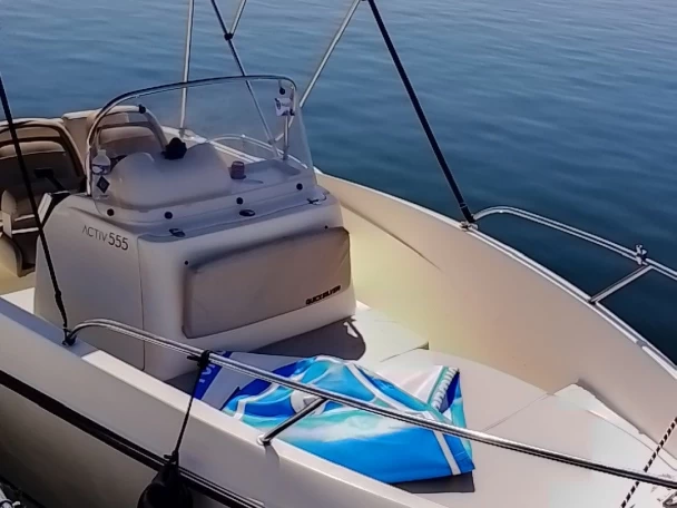 Yacht hire Marseille cheap Activ 555 Open