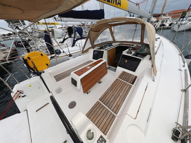 Dufour Dufour 350 Grand Large charter bareboat or skippered in  Šibenik