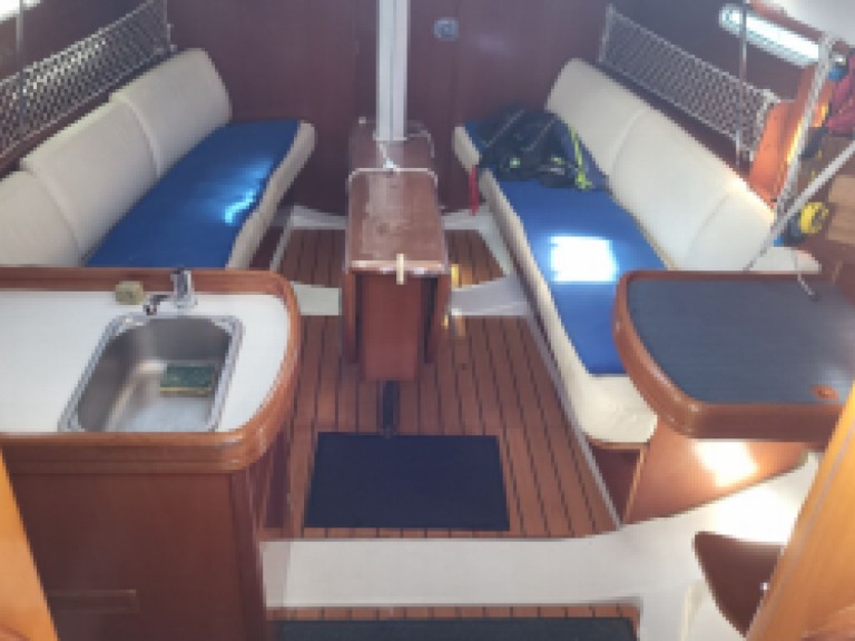 Hire Sailboat 4 with a boat licence