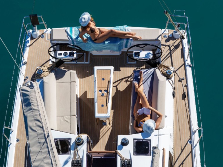 Hire a 74 DUFOUR 390 Arzon