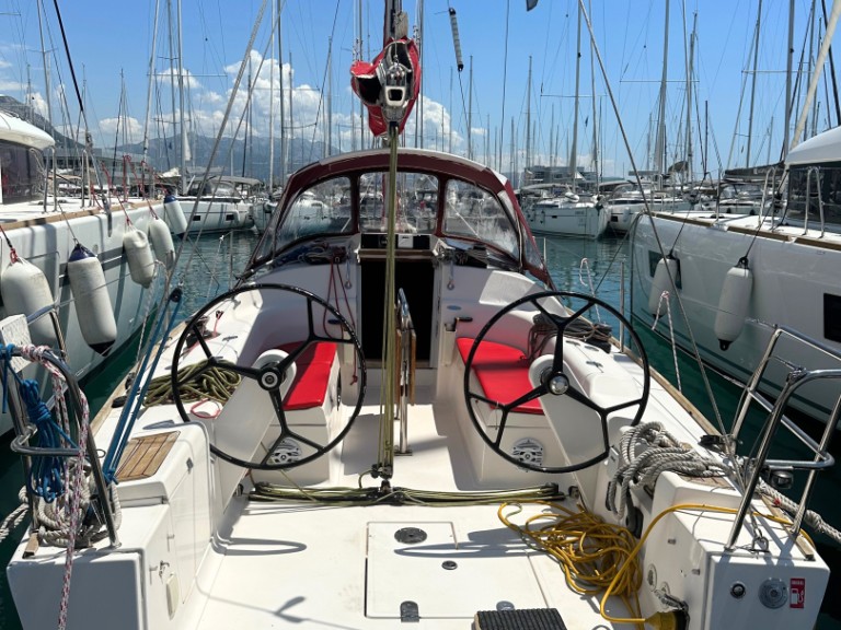 Hire a Salona Salona 35 Kaštela