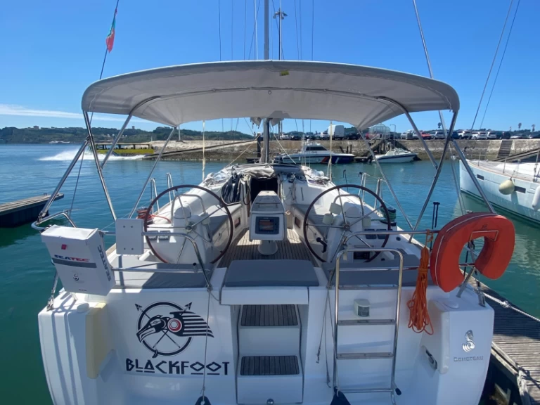 Hire Sailboat Bénéteau with a boat licence