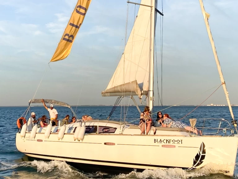 Yacht charter Lisbon - Bénéteau Oceanis 40 on SamBoat